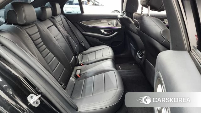 Mercedes-Benz E-Class W213 2019 Черный из Кореи, фото 3