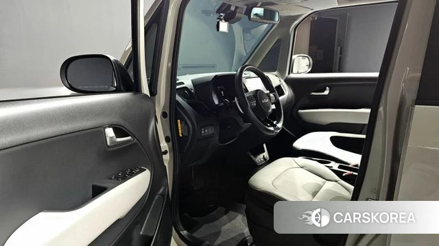 Kia The New Kia Ray EV 2024 Жемчужный цвет из Кореи, фото 3