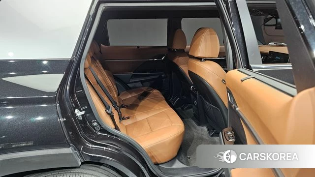 Ssangyong Torres 2023 Черный из Кореи, фото 3