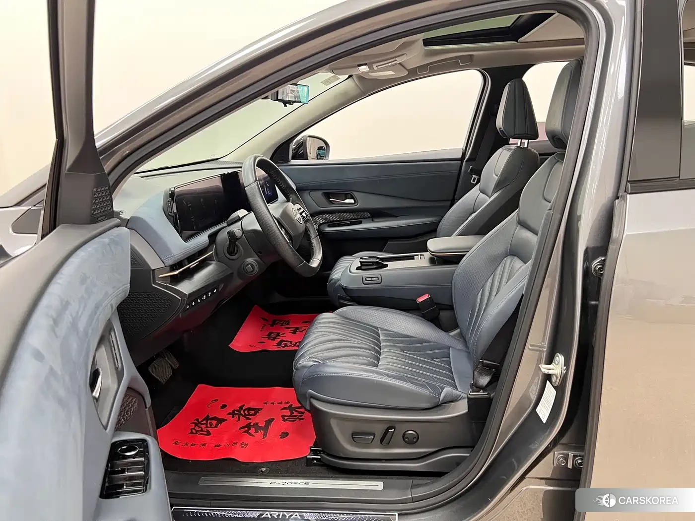 Nissan Ariya 2022 Silver/gray из Китая, фото 3