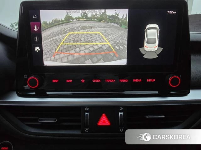 Kia The New K3 2nd generation 2022 Белый из Кореи, фото 3