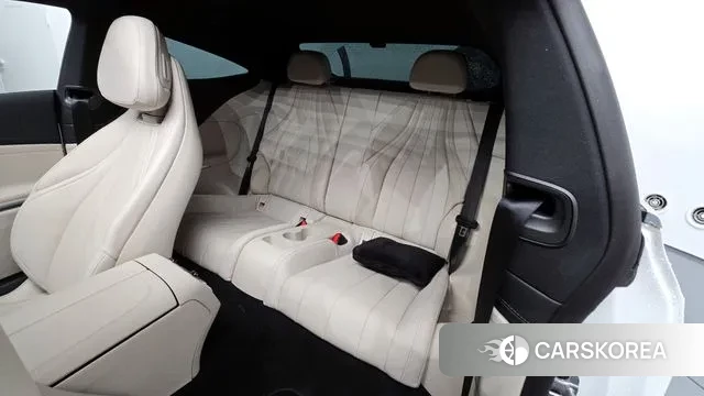 Mercedes-Benz CLE-Class C236 2025 Белый из Кореи, фото 3