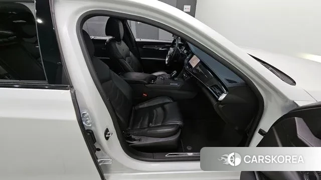 Cadillac CT6 2019 Белый из Кореи, фото 3