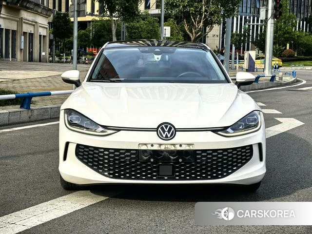 Volkswagen Lingdu 2022 Белый из Китая, фото 3