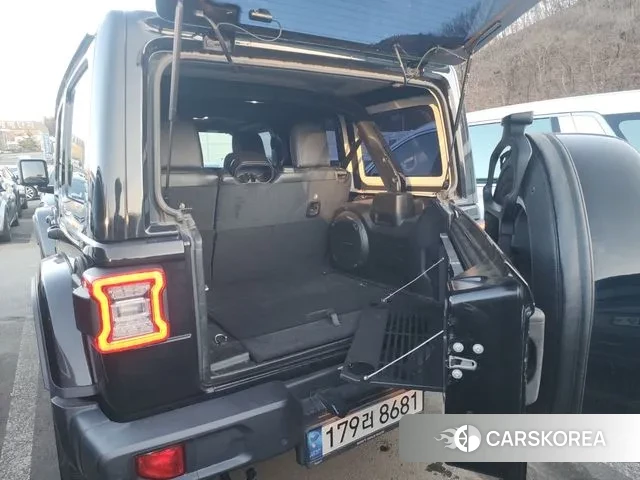 Jeep Wrangler (JL) 2021 Черный из Кореи, фото 3