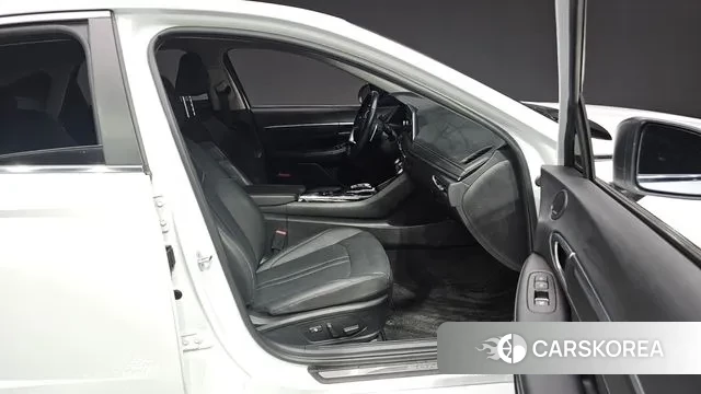 Hyundai Sonata (DN8) 2022 Белый из Кореи, фото 3