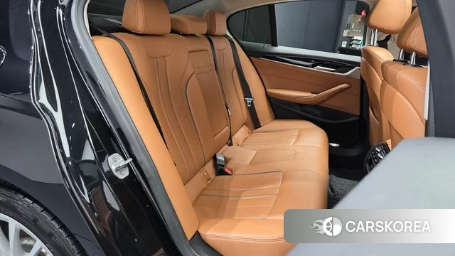 BMW 5 Series (G30) 2020 Черный из Кореи, фото 3