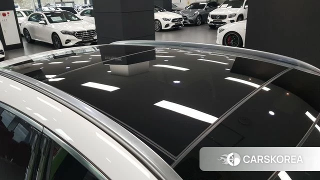 Mercedes-Benz GLA - Class H247 2023 Белый из Кореи, фото 3