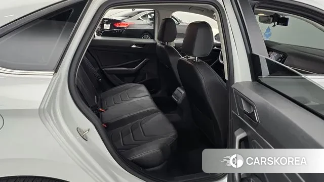 Volkswagen 7th Generation of Jetta 2020 Белый из Кореи, фото 3