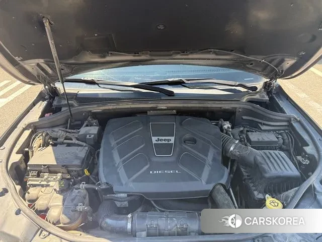 Jeep Grand Cherokee 2018 Серый из Кореи, фото 3