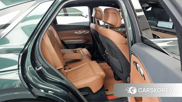 Genesis GV70 2022 Темно-зеленый из Кореи, фото 3