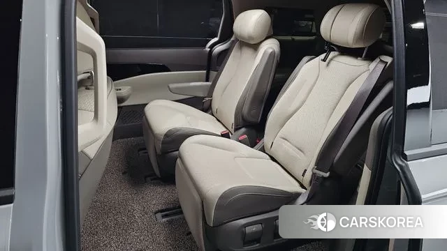 Kia The New Carnival 4th Generation 2024 Серебристо-серый из Кореи, фото 3
