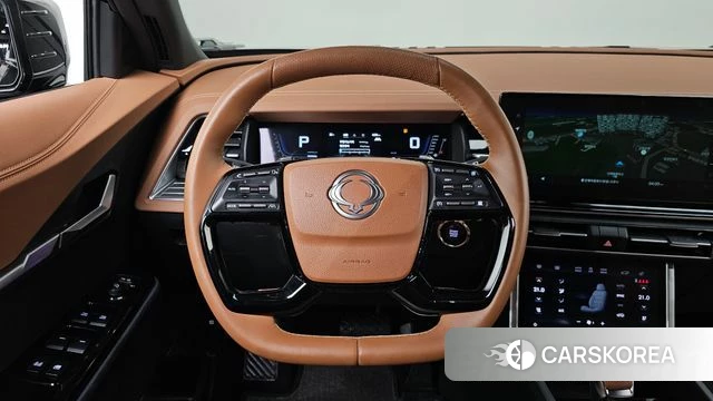 Ssangyong Torres 2024 Черный из Кореи, фото 3