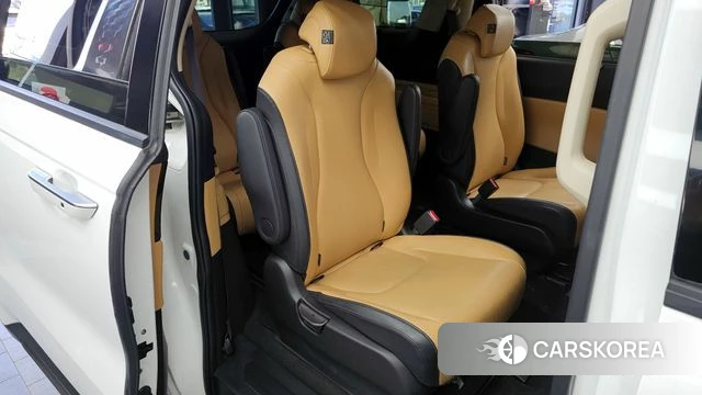 Kia Carnival 4th generation 2022 Белый из Кореи, фото 3