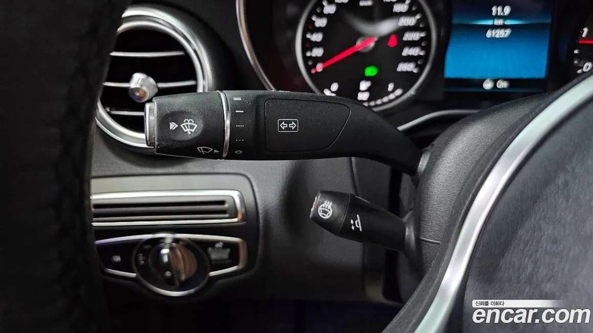 Mercedes-Benz C-Class W205 id 1951225 из Кореи 3