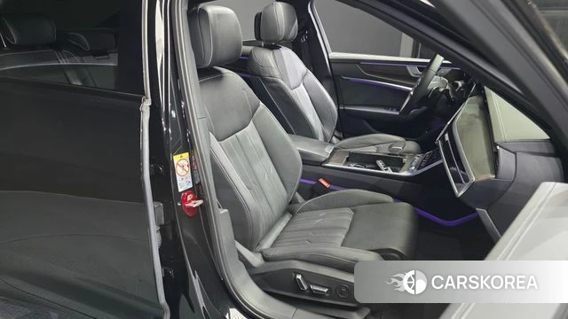 Audi A6 (C8) 2025 Черный из Кореи, фото 3