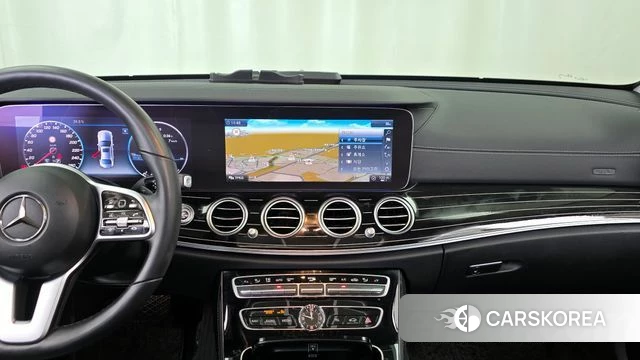 Mercedes-Benz E-Class W213 2019 Серый из Кореи, фото 3