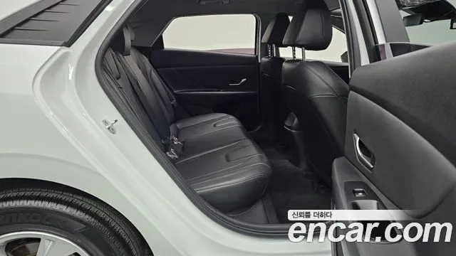 Hyundai Avante (CN7) 2022 Белый из Кореи, фото 3