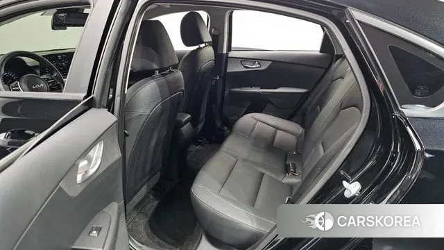 Kia The New K3 2nd generation 2022 Черный из Кореи, фото 3