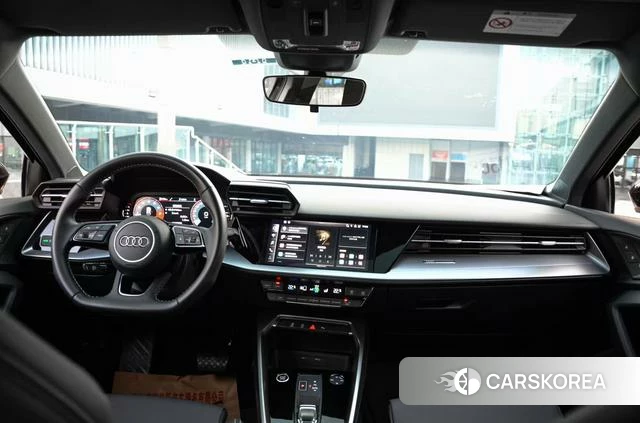 Audi A3 2024 Зеленый из Китая, фото 3