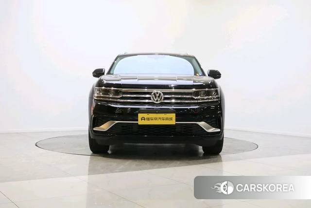 Volkswagen Tourang 2021 Черный из Китая, фото 3