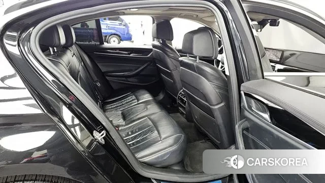 BMW 5 Series (G30) 2020 Черный из Кореи, фото 3