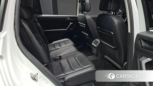 Volkswagen Tiguan Allspace 2018 Белый из Кореи, фото 3