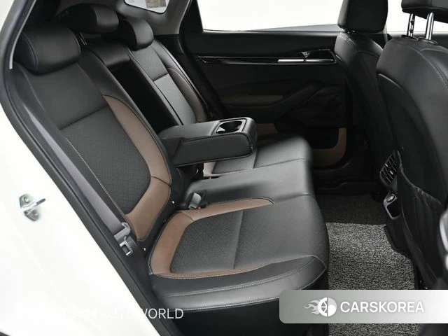 Kia Seltos 2021 Белый из Кореи, фото 3