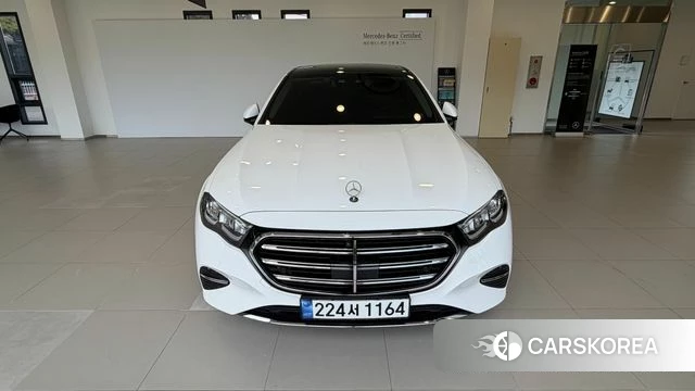 Mercedes-Benz E-Class W214 2024 Белый из Кореи, фото 3