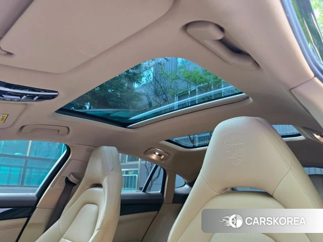 Porsche Panamera (971) 2020 Синий из Кореи, фото 3