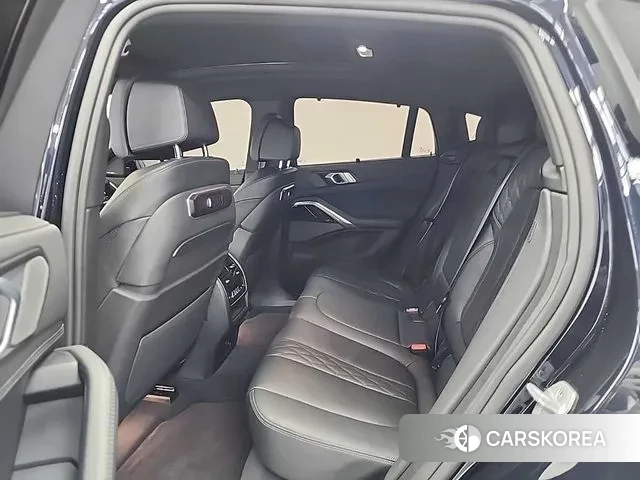 BMW X6 (G06) 2025 Черный из Кореи, фото 3