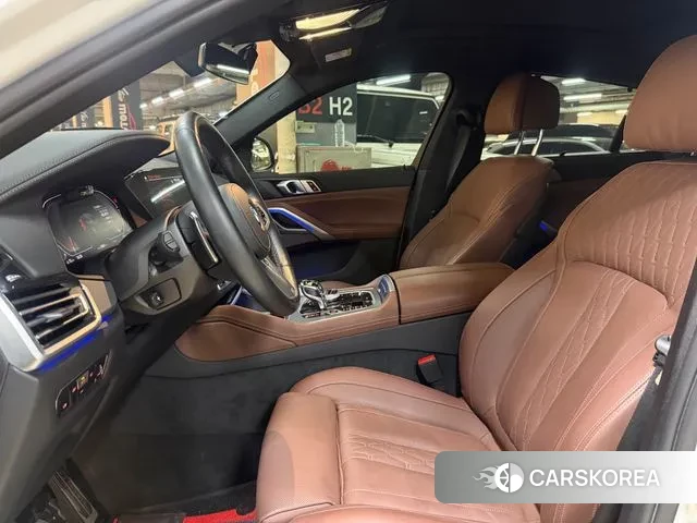 BMW X6 (G06) 2023 Белый из Кореи, фото 3