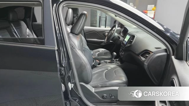 Jeep Cherokee (KL) 2019 Черный из Кореи, фото 3