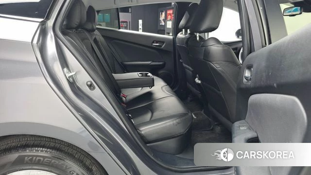 Toyota Prius 4th Generation 2022 Серый из Кореи, фото 3