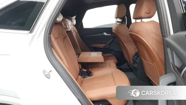 Audi Q5 (FY) 2023 Белый из Кореи, фото 3