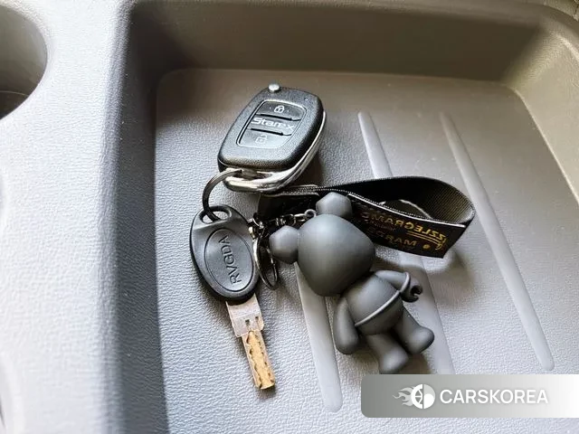 Hyundai The New Grand Starex 2020 Белый из Кореи, фото 3