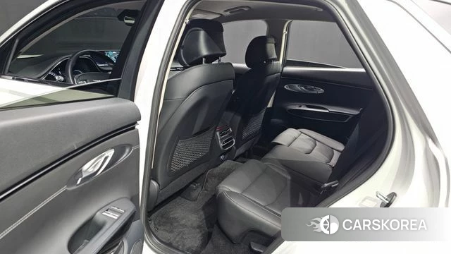 Genesis GV70 2022 Белый из Кореи, фото 3
