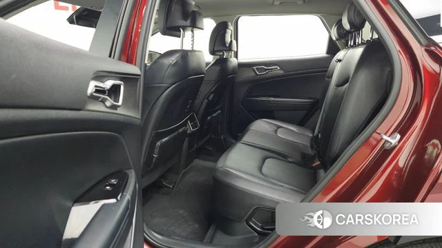 Kia Sportage 5th Generation Hybrid 2022 Красный из Кореи, фото 3