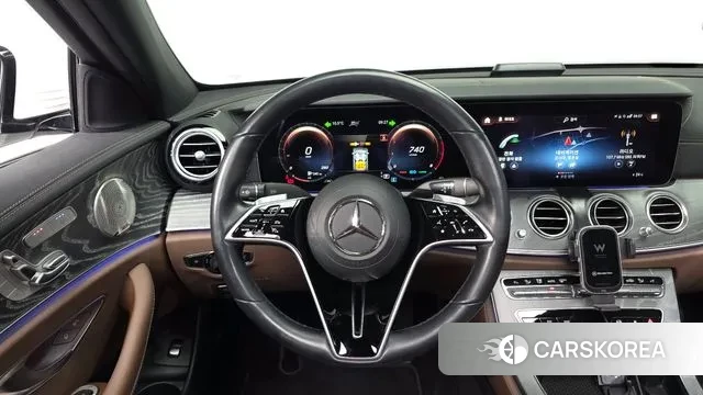 Mercedes-Benz E-Class W213 2022 Белый из Кореи, фото 3