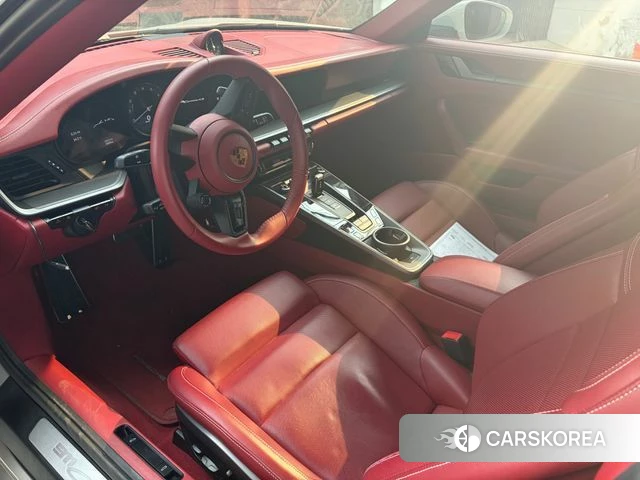 Porsche 911(992) 2021 Серебристо-серый из Кореи, фото 3