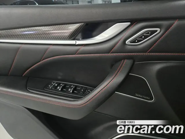 Maserati Levante id 2683003 из Кореи 3