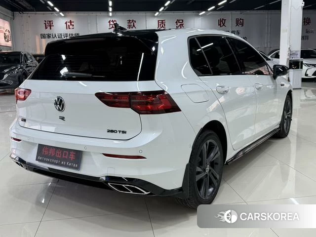 Volkswagen Golf 2023 Белый из Китая, фото 3
