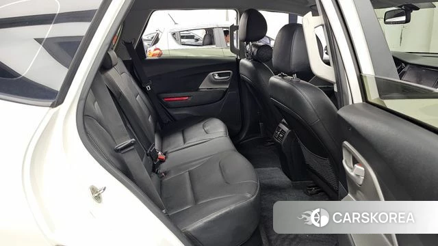Kia Niro Plus 2022 Белый из Кореи, фото 3