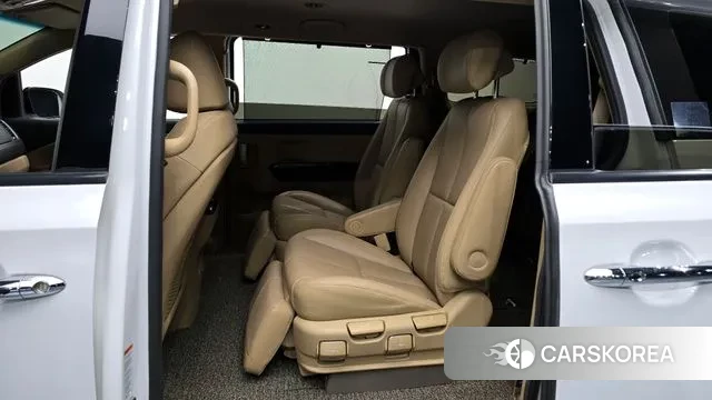 Kia The New Carnival 2018 Белый из Кореи, фото 3