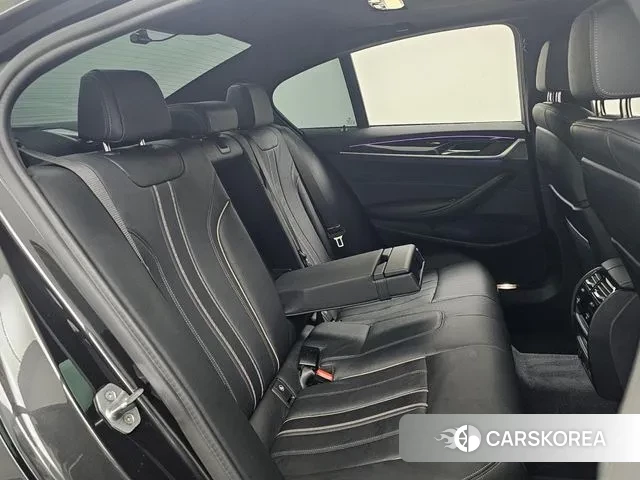 BMW 5 Series (G30) 2020 Серый из Кореи, фото 3