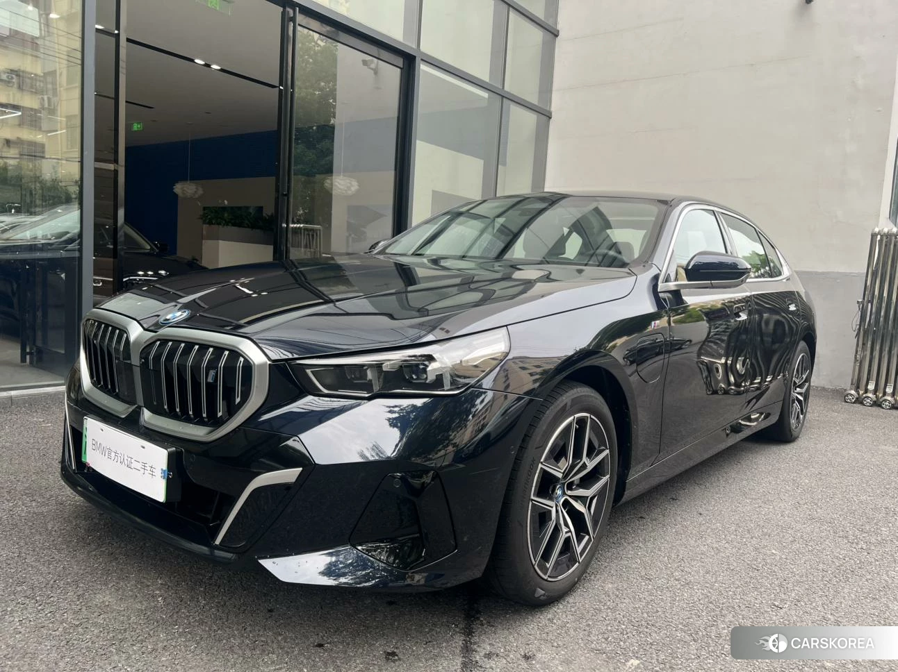 BMW i5 2024 Черный из Китая, фото 3