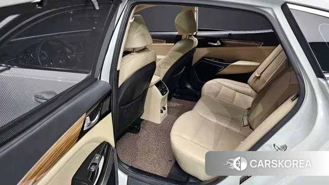 Kia Come New K7 2018 Белый из Кореи, фото 3