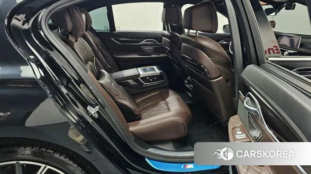 BMW 7 Series (G11) 2020 Черный из Кореи, фото 3