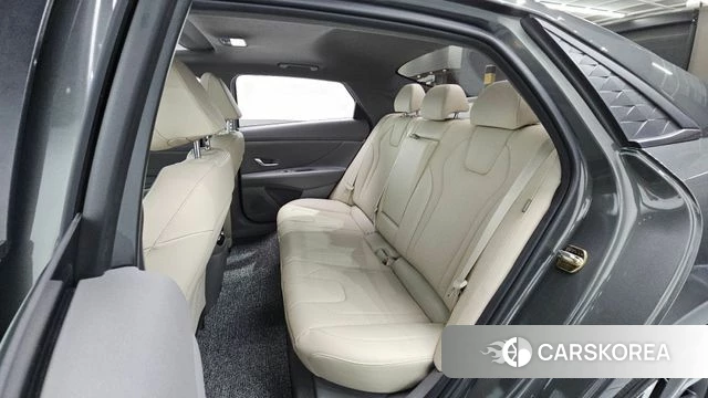 Hyundai The New Avante (CN7) 2024 Серый из Кореи, фото 3