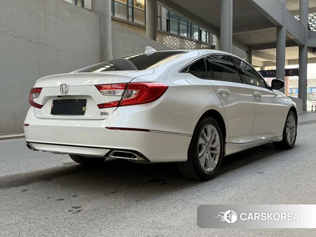 Honda Accord 2021 Белый из Китая, фото 3
